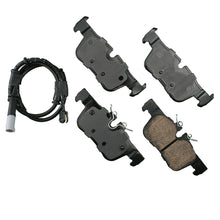 Cargar imagen en el visor de la galería, Akebono Brake Pads Rear BMW X1 16-19 X2 18-19 Mini