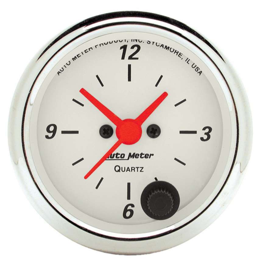 AutoMeter Traditional incandescent lighting illuminates around the perimeter of the dial