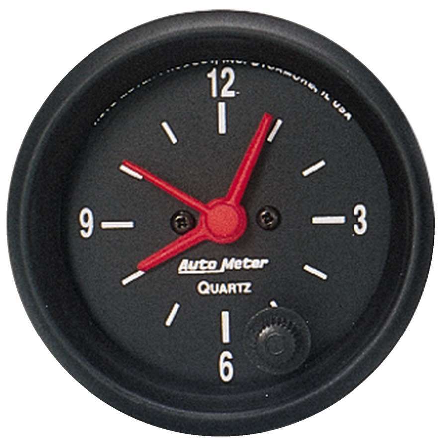 AutoMeter Traditional incandescent lighting illuminates around the perimeter of the dial