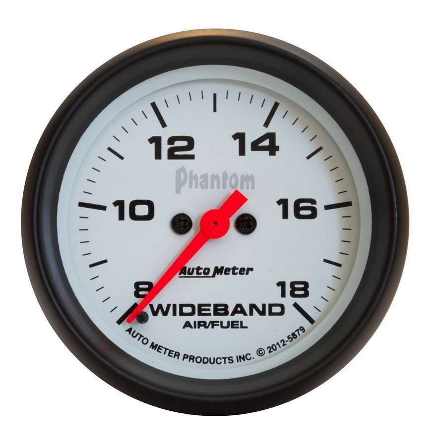 AutoMeter Traditional incandescent lighting illuminates around the perimeter of the dial