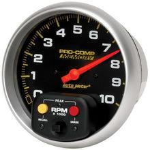 Cargar imagen en el visor de la galería, AutoMeter Traditional incandescent lighting illuminates the front of the dial