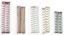 Cargar imagen en el visor de la galería, Edelbrock Carburetor Spring Assortment