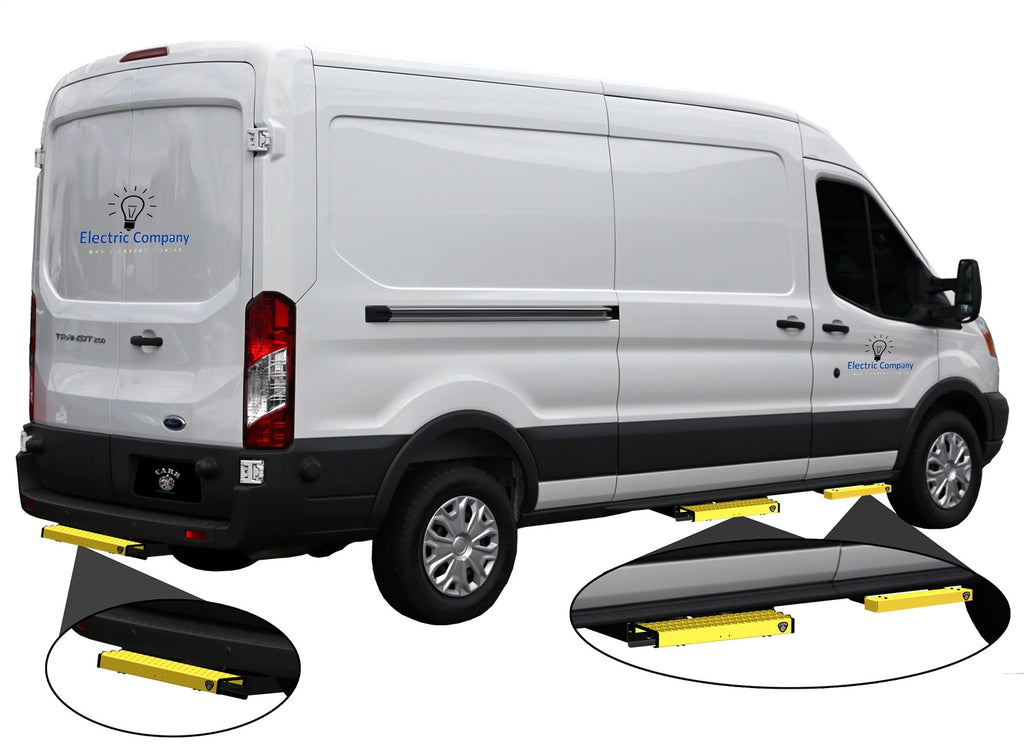 Ford_Transit_side_quarter_view_yellowprod.jpg