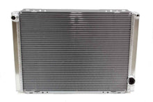 Cargar imagen en el visor de la galería, Radiator 19.5x27.75 Chev 16an Inlet No Filler