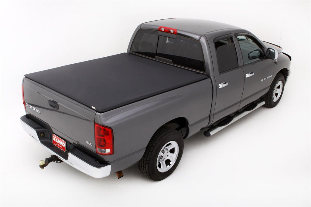 Lund 02-   Dodge Ram 6.5ft Genesis Tonneau Cover