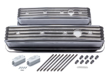 Cargar imagen en el visor de la galería, Mr Gasket SBC Cast Alm Valve Cover Set Finned Style Pol.