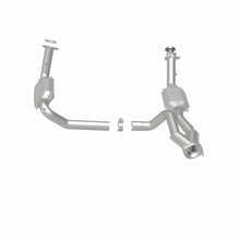 Cargar imagen en el visor de la galería, MagnaFlow Conv DF 02-06 Cadillac Escalade / 02-06 Chevy Avalanche 5.3L Dual Conv Y-Pipe Assembly 2WD