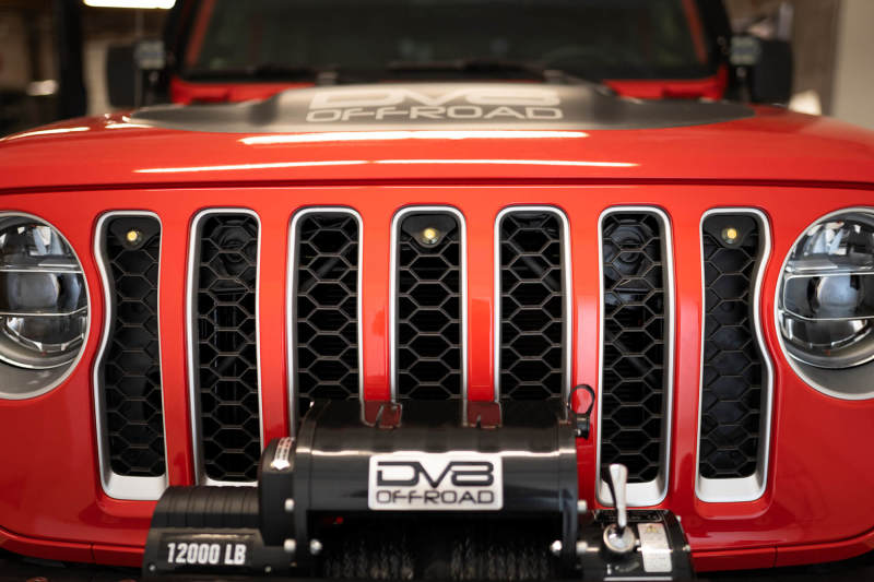 Luces de posición ámbar con parrilla Jeep JL DV8 Offroad 2018+