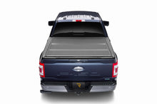 Cargar imagen en el visor de la galería, Extang 16-23 Toyota Tacoma (No Trail Spec Ed. Storage Box) 5ft. Bed Endure ALX