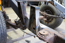 Load image into Gallery viewer, Rust Buster 88-95 Toyota Pickups Middle Raised Bed Mounts- (Left)