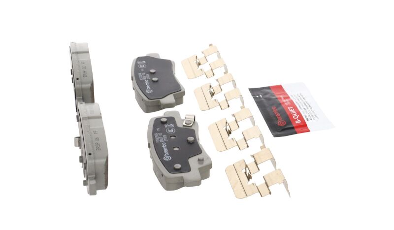 Brembo OE 2017 Hyundai Elantra/18-22 Ioniq/18-19 Sonata/16-17 Veloster Ceramic Brake Pad - Rear