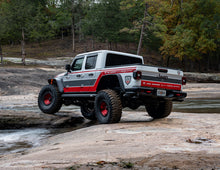 Cargar imagen en el visor de la galería, Guardabarros de estilo plano Bushwacker 2020 Jeep Gladiator Launch Edition, 4 piezas, color negro