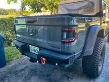 Cargar imagen en el visor de la galería, Luces traseras LED empotradas Oracle Jeep Gladiator JT VER GARANTÍA