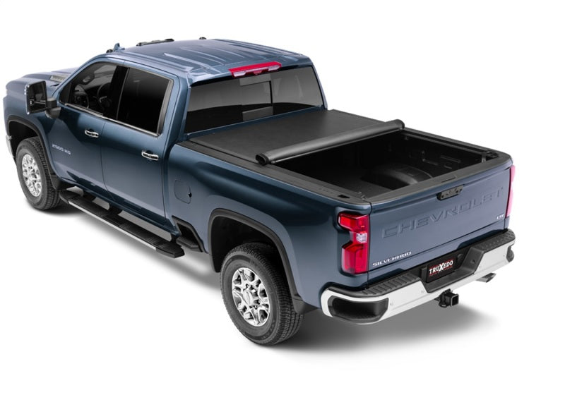 Cubierta de caja Lo Pro de 6 pies y 9 pulgadas de Truxedo para GMC Sierra y Chevrolet Silverado 2500HD y 3500HD 2020