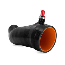 Cargar imagen en el visor de la galería, Mishimoto 16-20 Toyota Tacoma 3.5L Black Silicone Air Intake Hose Kit