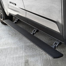 Cargar imagen en el visor de la galería, Go Rhino 22-23 Toyota Tundra CrewMax Cab 4dr E-BOARD E1 Electric Running Board Kit - Tex. Blk