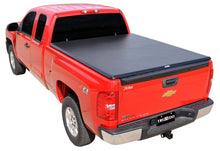 Cargar imagen en el visor de la galería, Truxedo 07-13 GMC Sierra &amp; Chevrolet Silverado 1500 5ft 8in TruXport Bed Cover