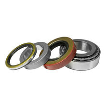 Cargar imagen en el visor de la galería, Yukon Gear Axle Bearing &amp; Seal Kit For GM 9.5in