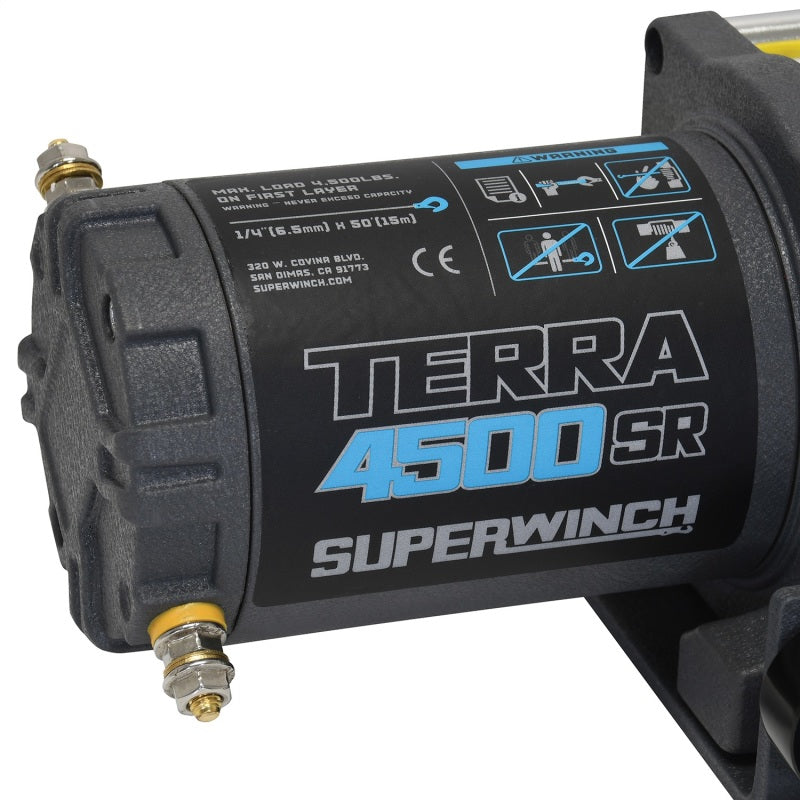 Cabrestante Terra 4500SR de Superwinch, 4500 libras, 12 V CC, 1/4 in x 50 ft, cuerda sintética, gris arrugado