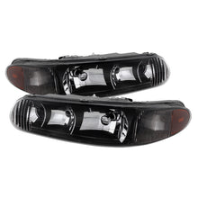 Cargar imagen en el visor de la galería, Xtune Buick Century 97-05 Regal 97-04 Crystal Headlights Black HD-JH-BUCEN97-AM-BK