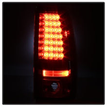 Cargar imagen en el visor de la galería, Luces traseras LED Spyder Chevy Silverado 1500 03-06 (no aptas para Stepside) rojas y transparentes ALT-YD-CS03-LED-RC