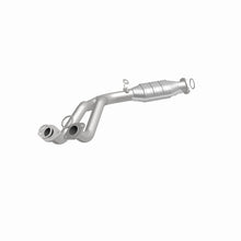 Load image into Gallery viewer, MagnaFlow Conv DF 95-97 Toyota Landcruiser 4.5L/1996 Lexus LX 450 4.5L