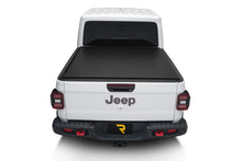 Cargar imagen en el visor de la galería, Truxedo 2020 Jeep Gladiator 5ft Lo Pro Bed Cover