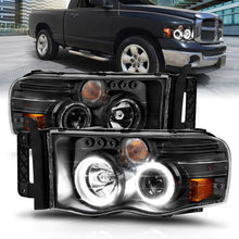 Cargar imagen en el visor de la galería, ANZO 2002-2005 Dodge Ram 1500 Projector Headlights w/ Halo Black Clear Amber