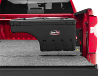 Cargar imagen en el visor de la galería, UnderCover 07-18 Chevy Silverado 1500 (19 Legacy) Passengers Side Swing Case - Black Smooth