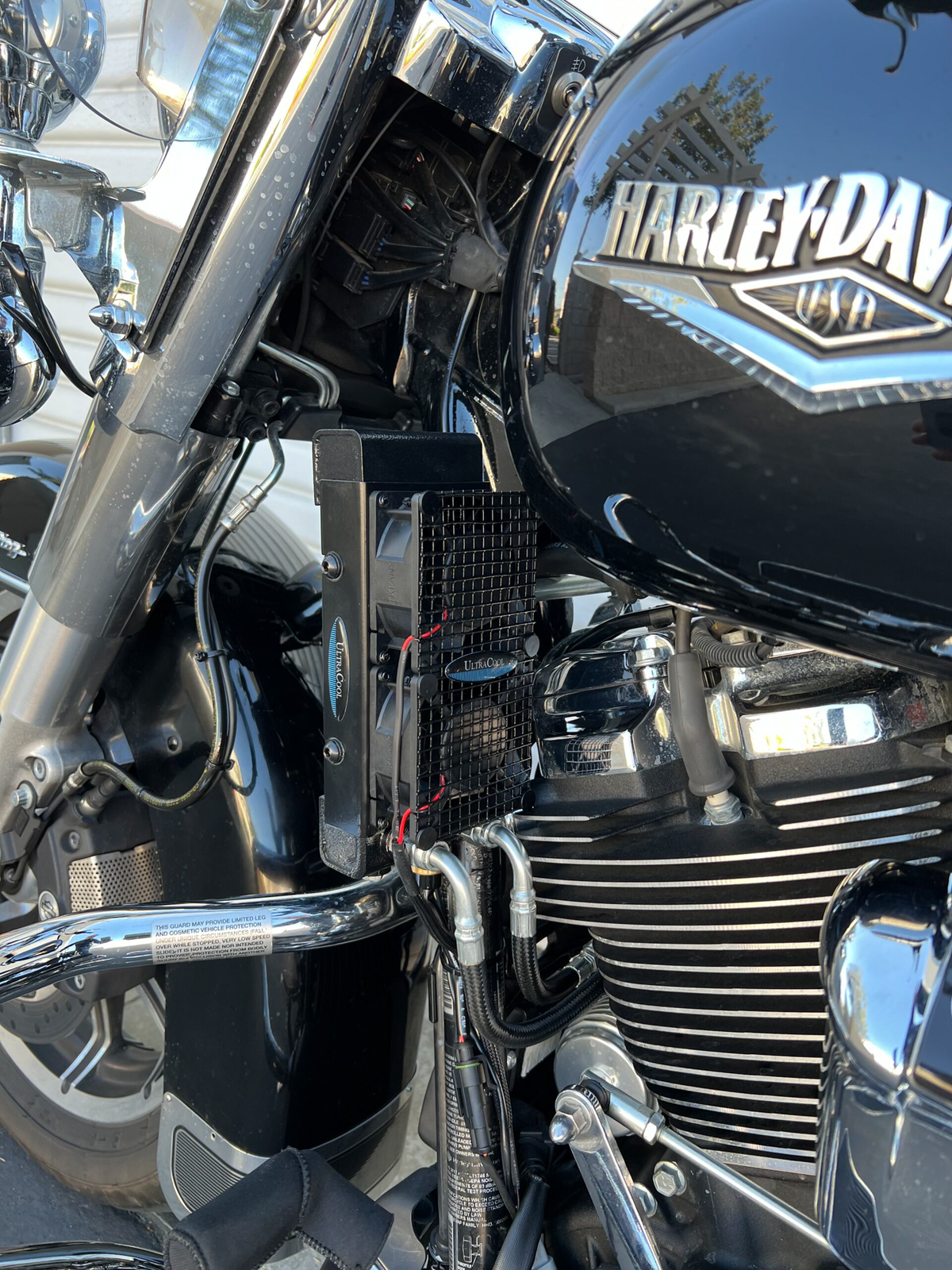Ultracool OIL Cooler M8 Touring `17-25 (CHOPPED GUARD) (SMT8-5N)