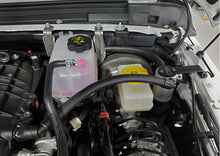 Cargar imagen en el visor de la galería, J&amp;L 18-24 Jeep Wrangler JL 3.6L Driver Side Oil Separator 3.0 - Clear Anodized