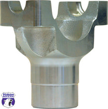 Cargar imagen en el visor de la galería, Yukon Gear Forged Yoke For GM 12P and 12T w/ A 1350 U/Joint Size