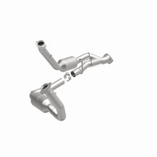 Load image into Gallery viewer, MagnaFlow Conv DF 06-07 Jeep Commander / 05-10 Grand Cherokee 5.7L Y-Pipe Assy (49 State)