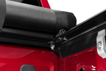 Cargar imagen en el visor de la galería, Lund 19-23 Chevrolet Silverado 1500 (5.5ft. Bed) Genesis Roll Up Tonneau Cover - Black