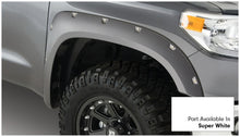 Cargar imagen en el visor de la galería, Guardabarros estilo bolsillo Bushwacker Fleetside para Toyota Tundra 16-18, 4 piezas, caja de 66,7/78,7/97,6 pulgadas, color blanco intenso