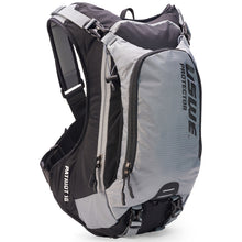 Cargar imagen en el visor de la galería, USWE Patriot MTB Protector Pack 15L - Grey/Black