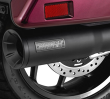 Cargar imagen en el visor de la galería, Vance &amp; Hines HONDA Hondada 17-20 Rebel S/O Black Slip-On Exhaust