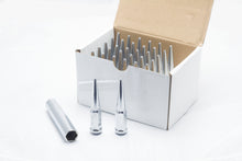 Cargar imagen en el visor de la galería, Wheel Mate Spiked Lug Nuts Set of 32 - Chrome 14x1.50