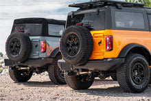 Cargar imagen en el visor de la galería, Corsa 21-22 Ford Bronco 2.7L 2-Door 2.75in Cat-Back Dual Rear Exhaust w/ 4in Straight-Cut Black Tips