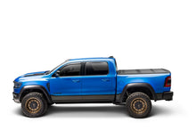 Cargar imagen en el visor de la galería, Extang 16-23 Toyota Tacoma (No Trail Spec Ed. Storage Box) 5ft. Bed Endure ALX