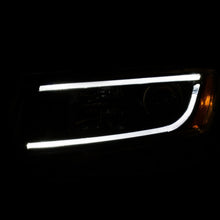 Cargar imagen en el visor de la galería, ANZO 2014-2015 Jeep Grand Cherokee Projector Headlights w/ Plank Style Design Black