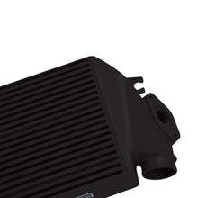 Cargar imagen en el visor de la galería, Kit de intercooler de montaje superior Mishimoto para Subaru WRX 08-14: mangueras negras y recubiertas de polvo