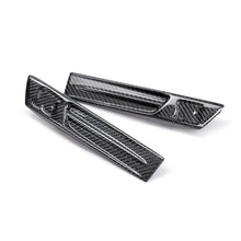 Cargar imagen en el visor de la galería, Seibon 09-10 Nissan GTR R35 Carbon Fiber Fender Duct Logos (Pair)