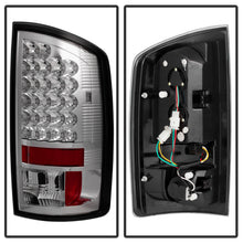 Cargar imagen en el visor de la galería, Luz trasera LED cromada Spyder Dodge Ram 02-06 1500/Ram 2500/3500 03-06 ALT-YD-DRAM02-LED-C