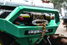 Load image into Gallery viewer, QuadBoss Winch 5000Lb W/ Synthetic Rope