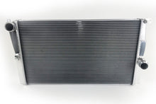 Cargar imagen en el visor de la galería, CSF BMW 2 Seires (F22/F23) / BMW 3 Series (F30/F31/F34) / BMW 4 Series (F32/F33/F36) M/T Radiator