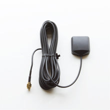 Cargar imagen en el visor de la galería, Autometer GPS Antenna 16ft Cable Black 10HZ Replacement