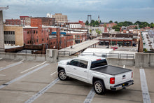 Cargar imagen en el visor de la galería, UnderCover 2024 Toyota Tacoma 5ft Ultra Flex Bed Cover