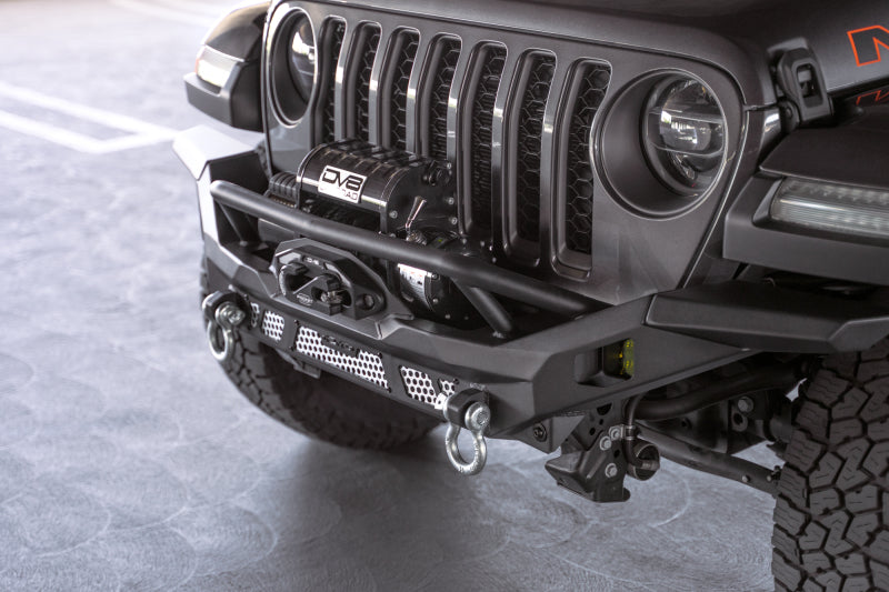 Parachoques delantero de la serie MTO para Jeep Wrangler JK 07-18 / Wrangler JL 18-23 / Gladiator JT 20-23 DV8 Offroad