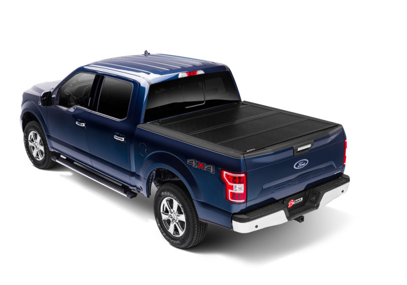 BAK 21-22 Ford F-150 (incl. Lightning 2022) Cubierta de caja de 5,7 pies BAKFlip FiberMax